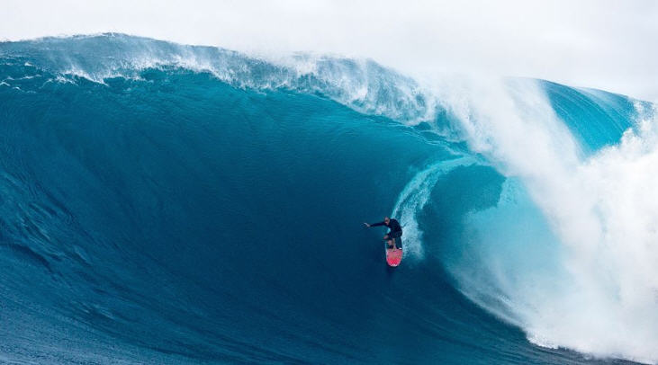 Surfing Jaws, Hawaii